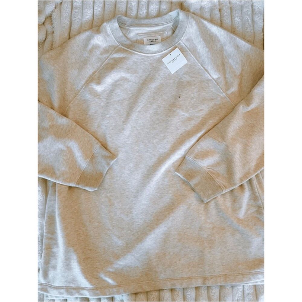 American Eagle sweatshirt size large NWT